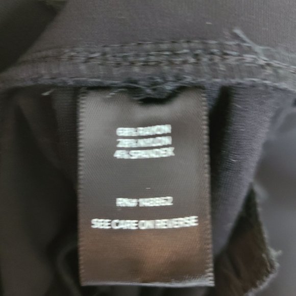 Torrid Womens 2X Black Pocket Pixie Skinny Studio Luxe Ponte High-Rise Pants NWT - Picture 10 of 11